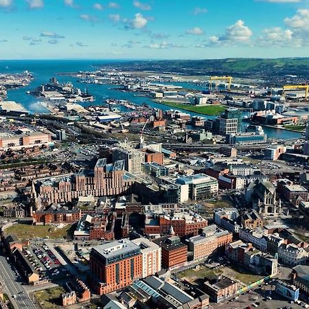 Elegant Belfast City Centre Apt Walk Everywhere Buitenkant foto